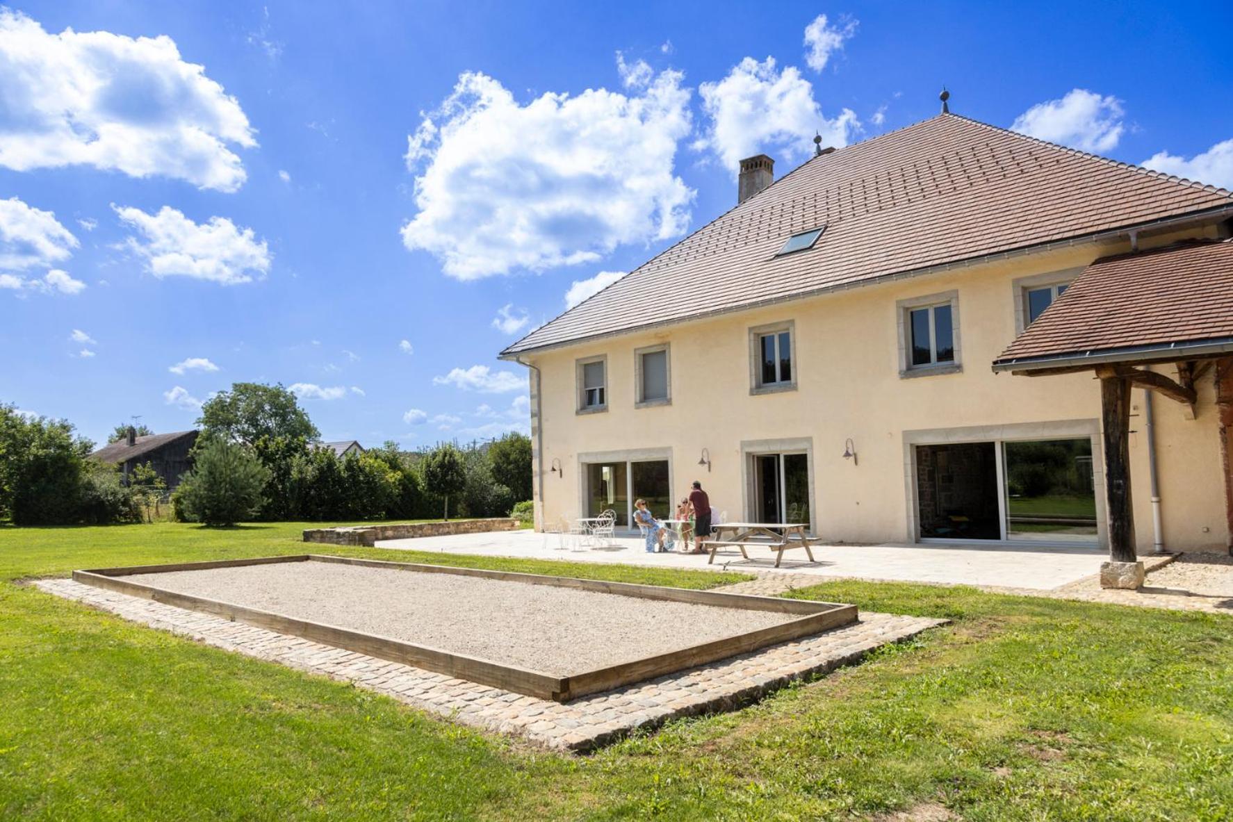 Bed and Breakfast Le Relais Des Deux Tours Brémondans Esterno foto