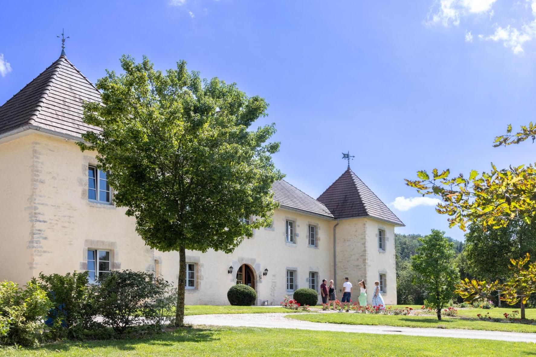 Bed and Breakfast Le Relais Des Deux Tours Brémondans Esterno foto